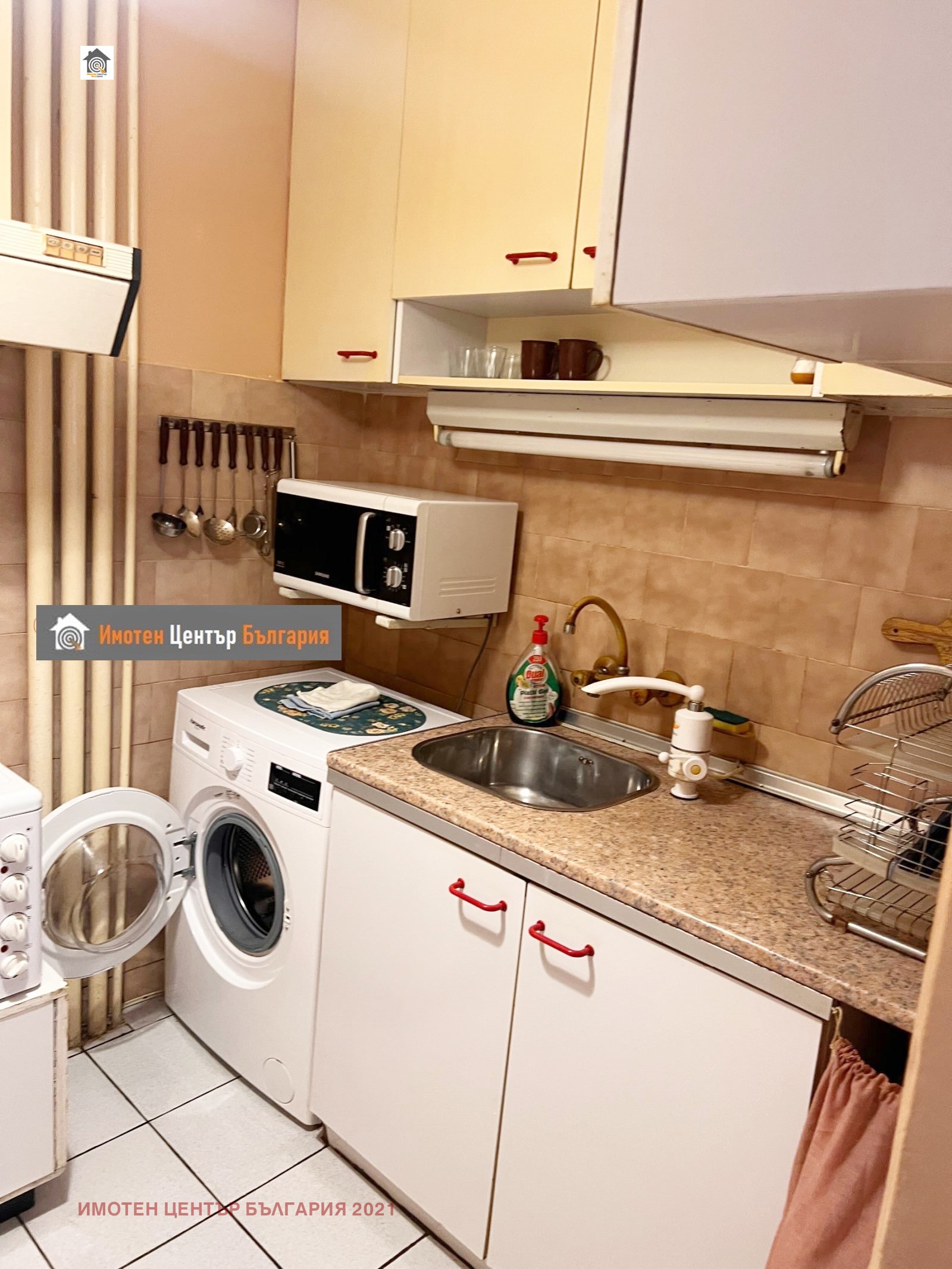 Продава 2-СТАЕН, гр. Плевен, Идеален център, снимка 2 - Апартаменти - 56459248