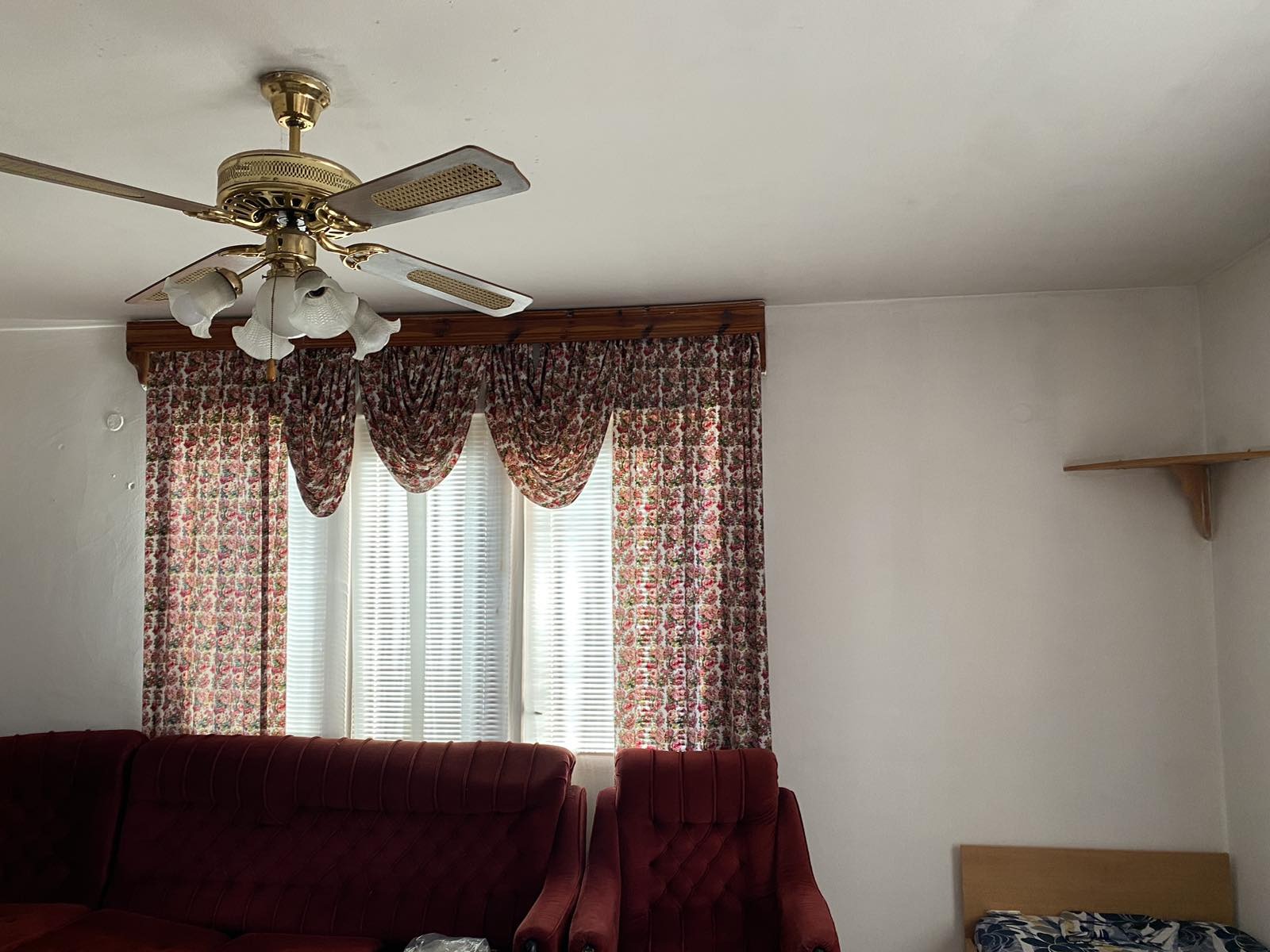 Продава КЪЩА, гр. Сопот, област Пловдив, снимка 2 - Къщи - 44291303