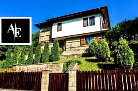 House Golyam izvor, region Lovech 1