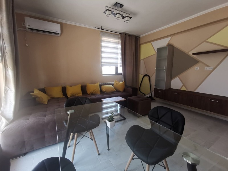 De vânzare  1 dormitor Pleven , Șiroc țentâr , 68 mp | 34848310 - imagine [6]