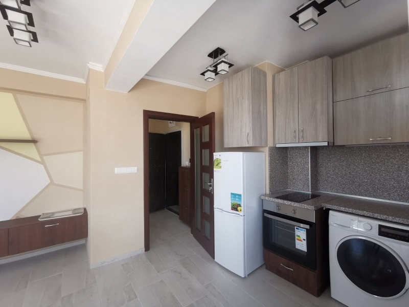 De vânzare  1 dormitor Pleven , Șiroc țentâr , 68 mp | 34848310 - imagine [9]