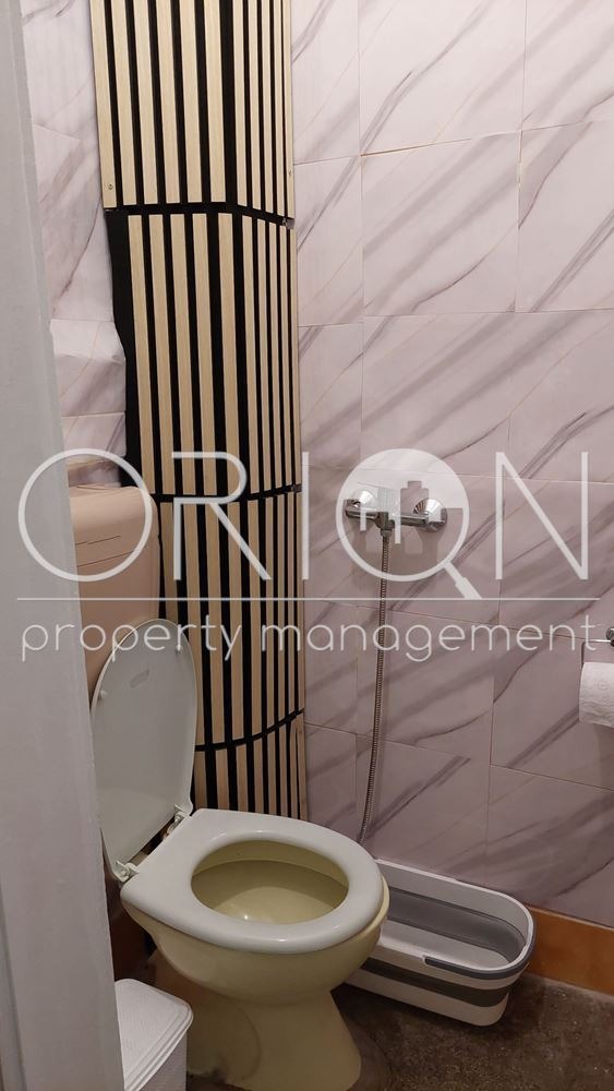 Продава 2-СТАЕН, гр. София, Център, снимка 2 - Апартаменти - 52415626