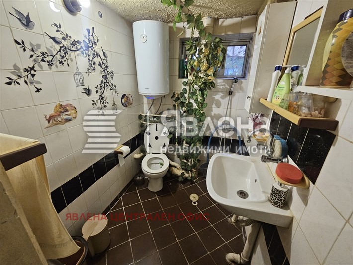 Продава КЪЩА, с. Безден, област София област, снимка 8 - Къщи - 53865837