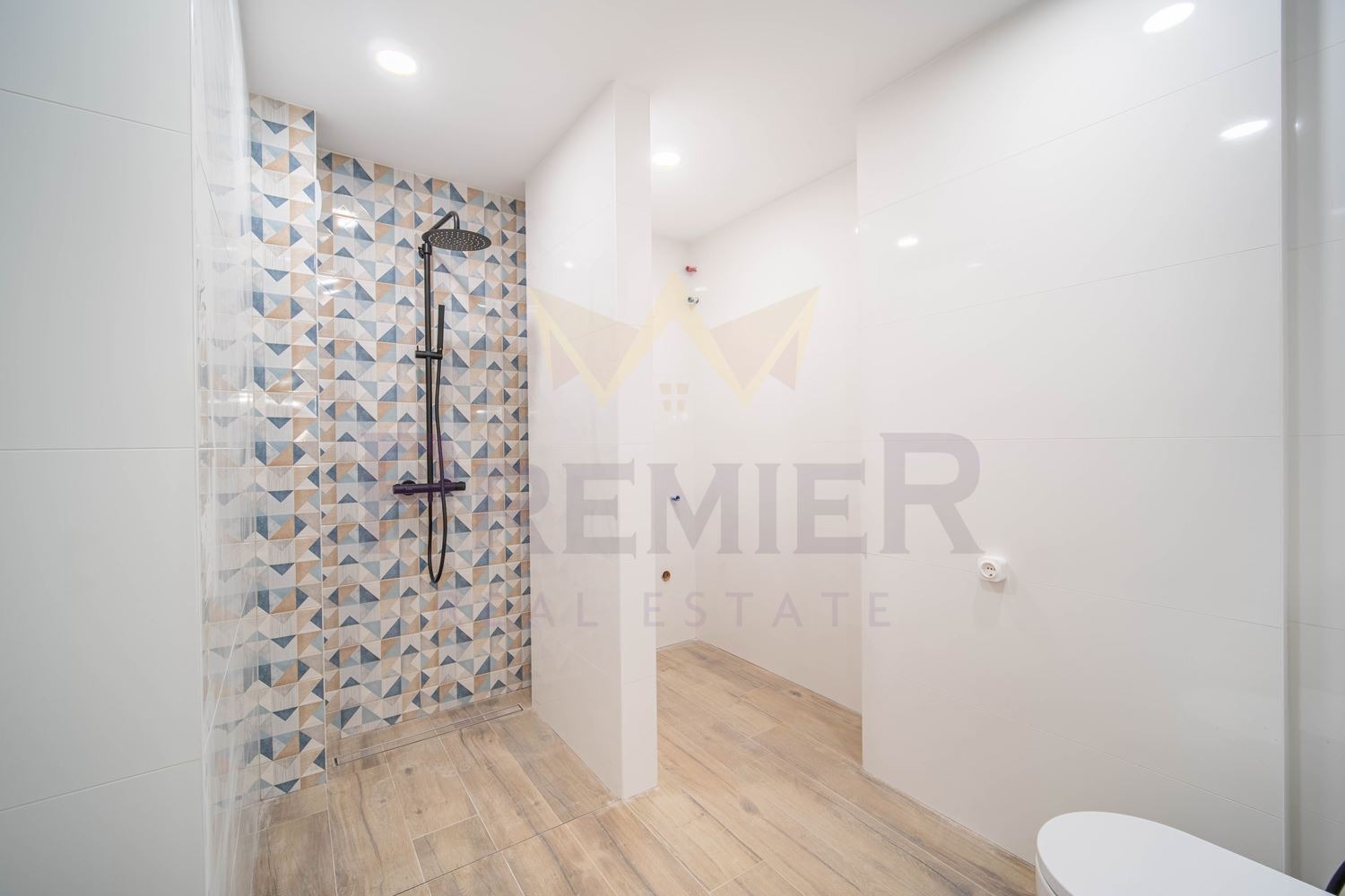 Продава 3-СТАЕН, гр. Варна, Гранд Мол, снимка 13 - Апартаменти - 55899502