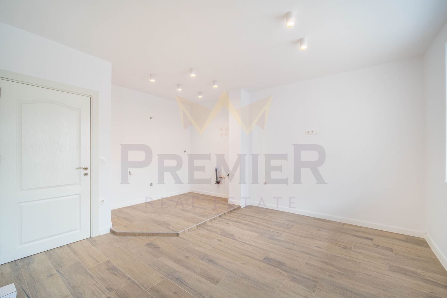 Продава 3-СТАЕН, гр. Варна, Гранд Мол, снимка 5 - Апартаменти - 55899502