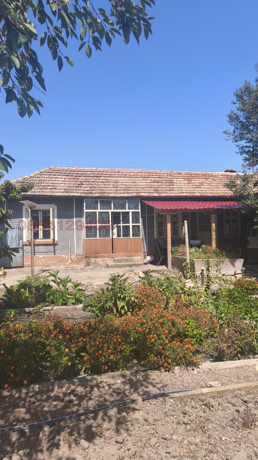 Продава КЪЩА, с. Долна Липница, област Велико Търново