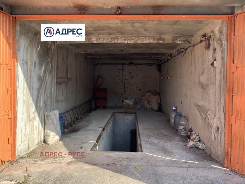 Продава ГАРАЖ в град Русе, Здравец - 20 кв.м / 27 200 € » 53 198.58 лв., АДРЕС - РУСЕ