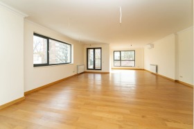 4-СТАЕН, 275 m2