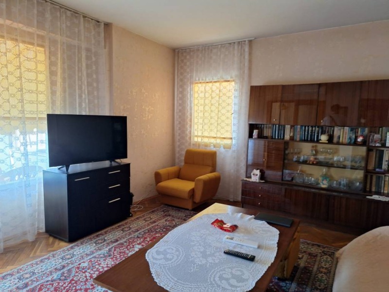 In vendita  2 camere da letto Pazardgik , Iztok , 93 mq | 22411204 - Immagine [2]