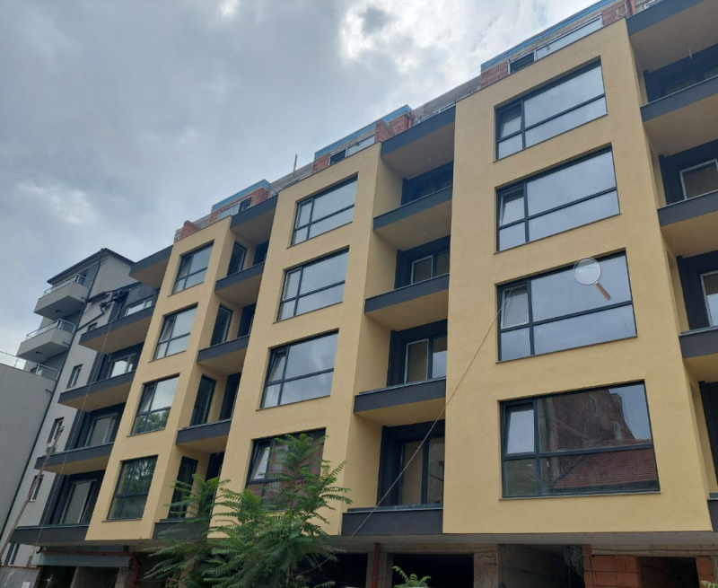 Продава 4-СТАЕН, гр. София, Център, снимка 2 - Апартаменти - 50985312