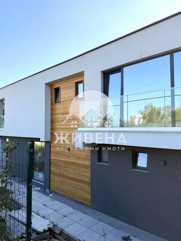 Продава КЪЩА, гр. Варна, м-т Манастирски рид, снимка 2 - Къщи - 52747535