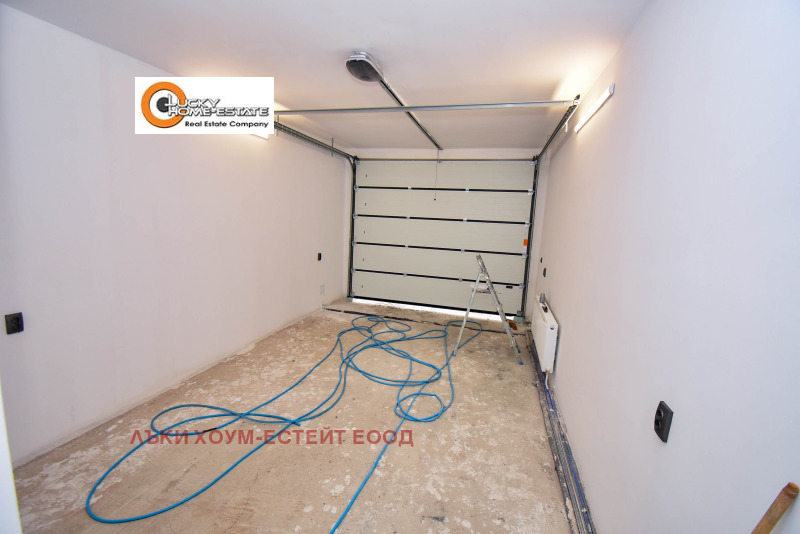 Продава КЪЩА, гр. София, с. Мрамор, снимка 11 - Къщи - 53452065