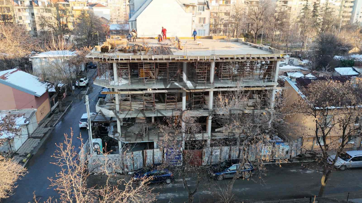 Продава 3-СТАЕН, гр. Пловдив, Кючук Париж, снимка 2 - Апартаменти - 46632281