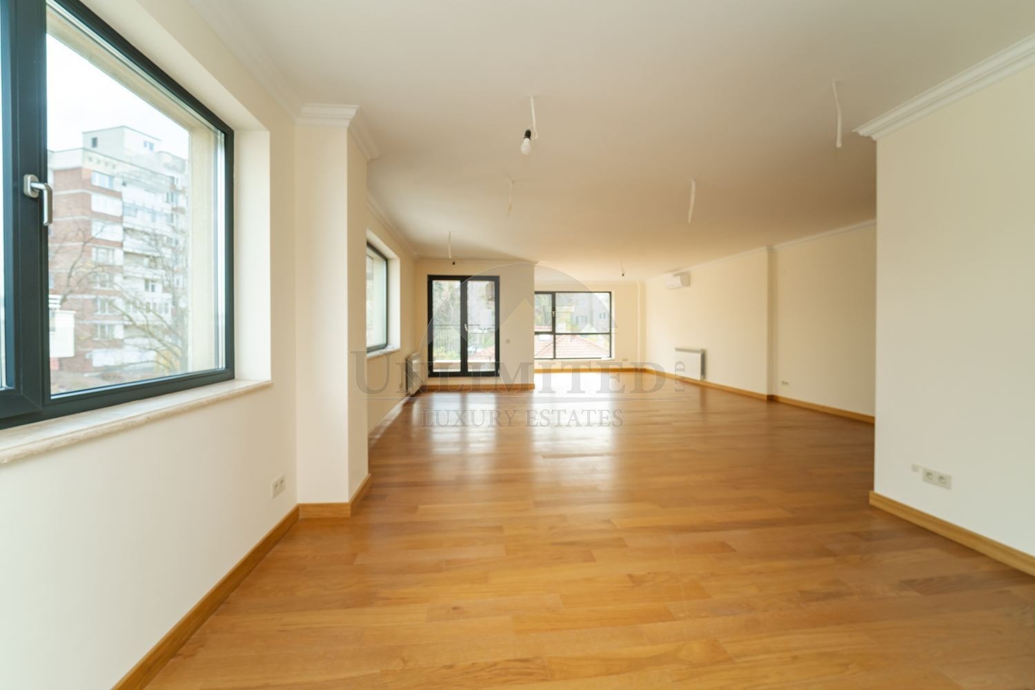 Продава 4-СТАЕН, гр. София, Лозенец, снимка 2 - Апартаменти - 54745896
