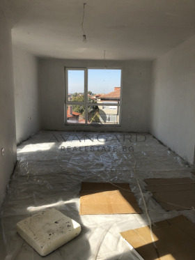 2 bedroom Proslav, Plovdiv 8