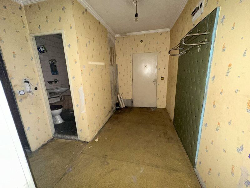 Продава  2-стаен град Шумен , Тракия , 63 кв.м | 43172446 - изображение [7]