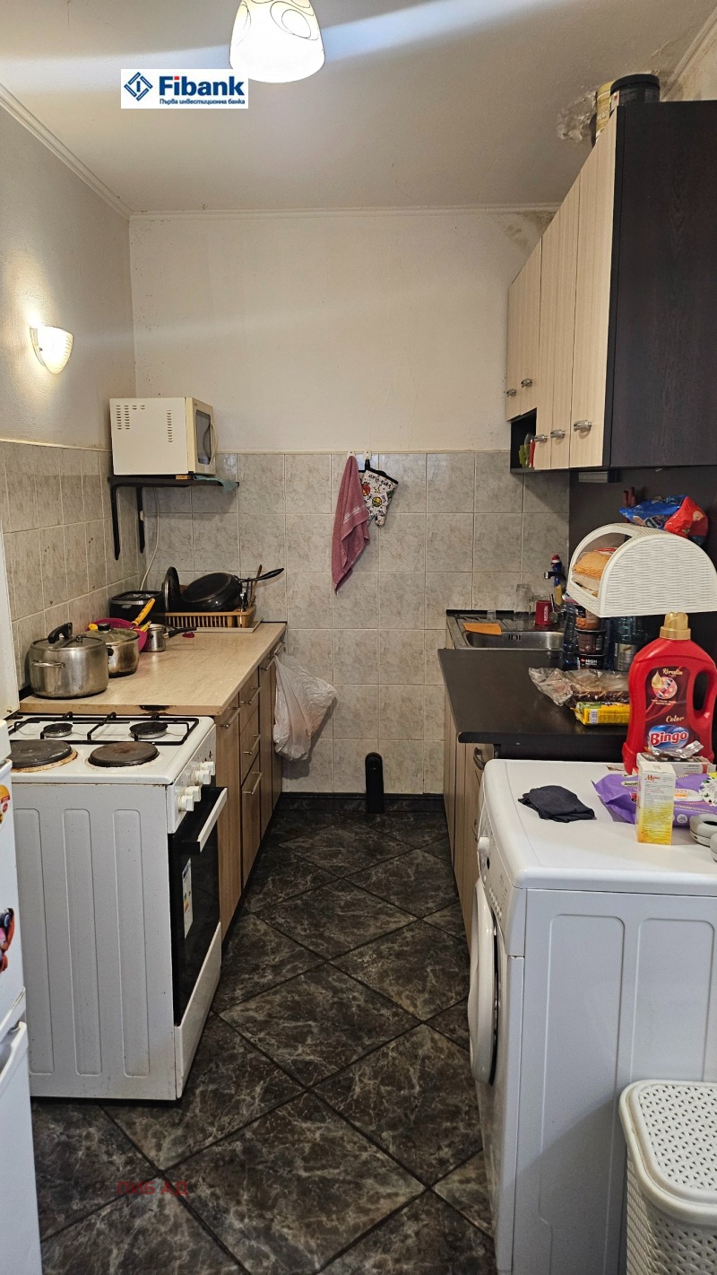 Продава 2-СТАЕН, гр. Елин Пелин, област София област