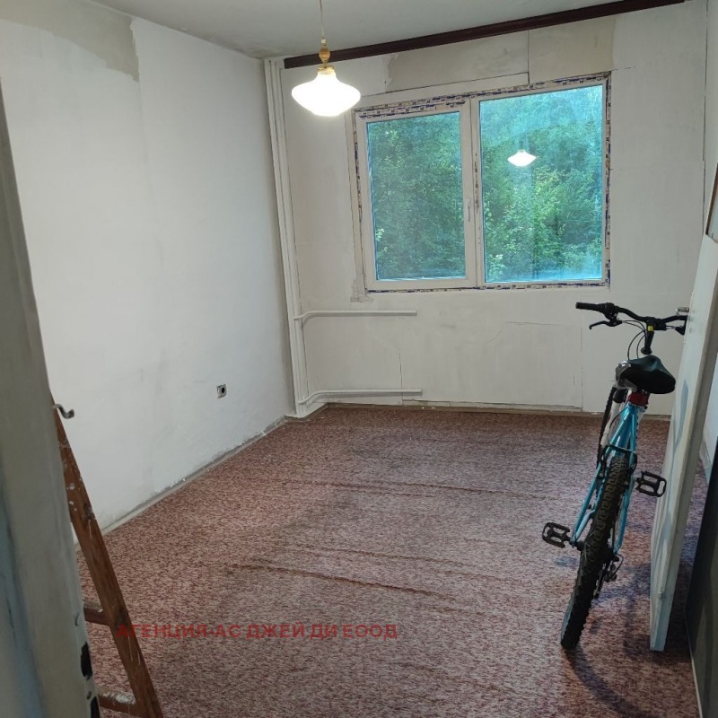 En venta  2 dormitorios Sofia , Lyulin 3 , 88 metros cuadrados | 89975609 - imagen [11]