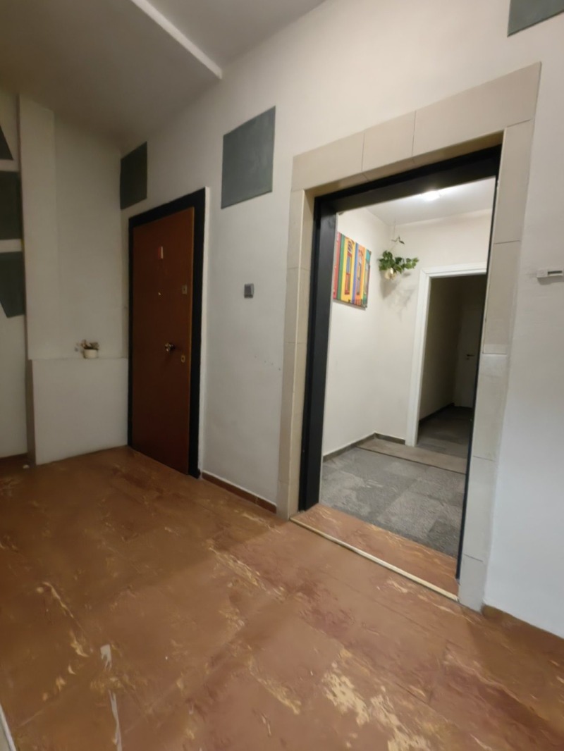 Продава МНОГОСТАЕН, гр. София, Център, снимка 12 - Апартаменти - 53522188