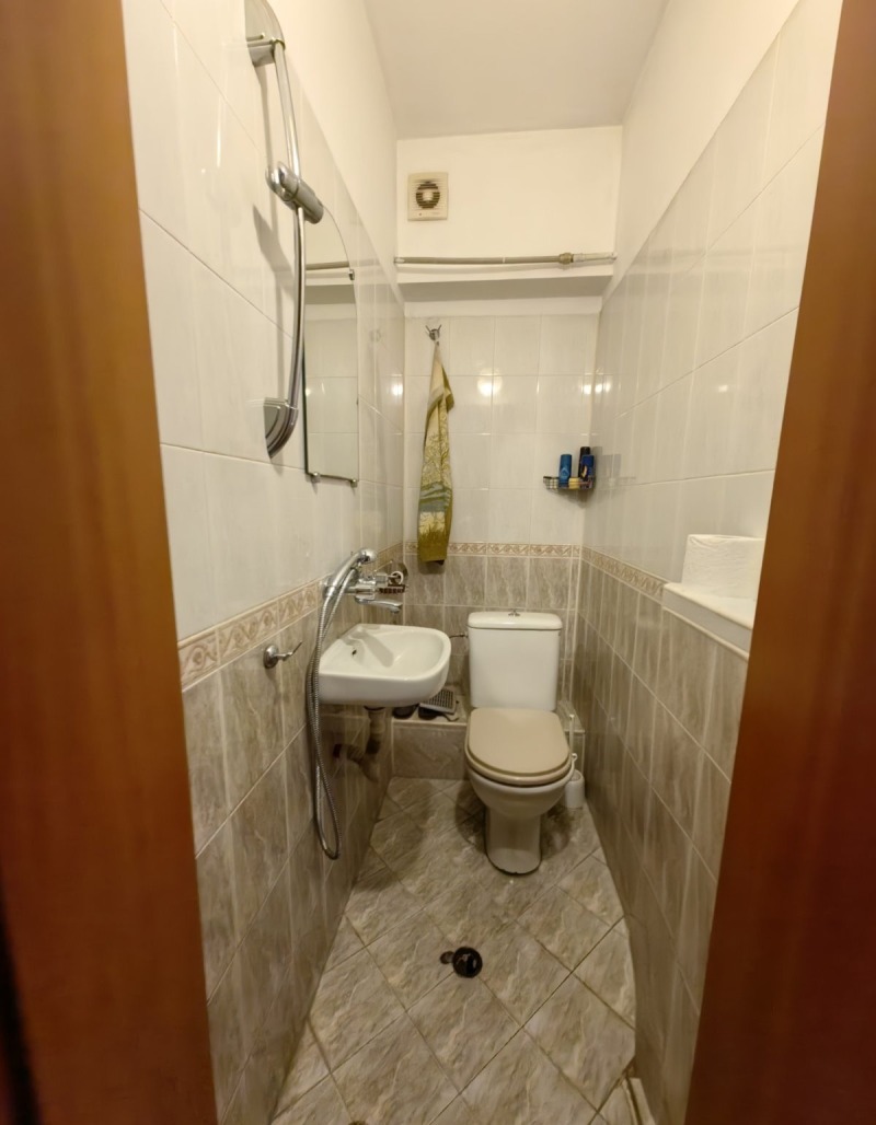 Продава МНОГОСТАЕН, гр. София, Център, снимка 8 - Апартаменти - 53522188