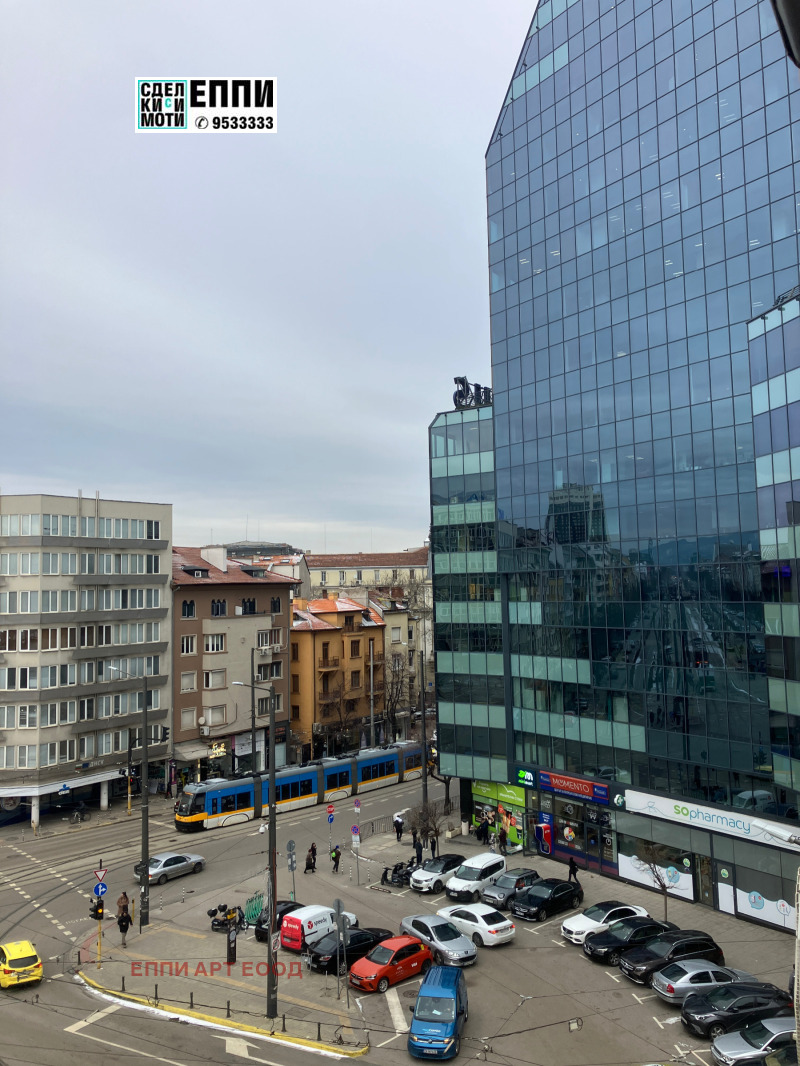 Продава 4-СТАЕН, гр. София, Център