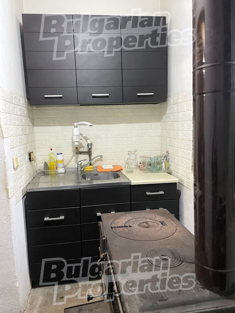 Продава КЪЩА, с. Иглика, област Шумен, снимка 9 - Къщи - 52645115