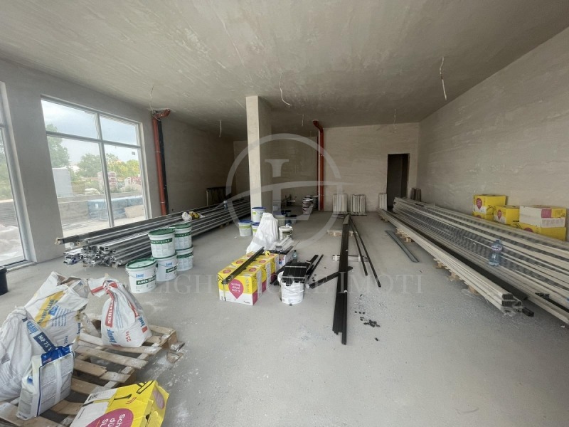 For Sale  Shop Plovdiv , Gagarin , 99 sq.m | 34140775