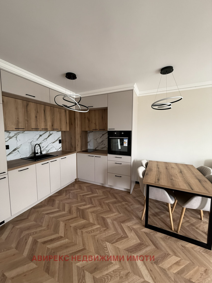 Продава 2-СТАЕН, гр. Пловдив, Остромила, снимка 2 - Апартаменти - 55812195