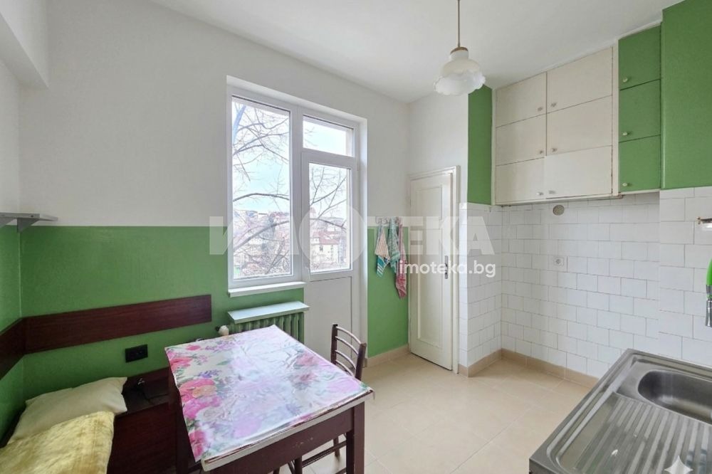 Продава 3-СТАЕН, гр. София, Център, снимка 7 - Апартаменти - 55696832