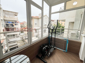 2 ložnice Centar, Burgas 9