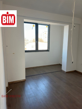 ������� 4-����� | Imot.bg � ����� ������ 12