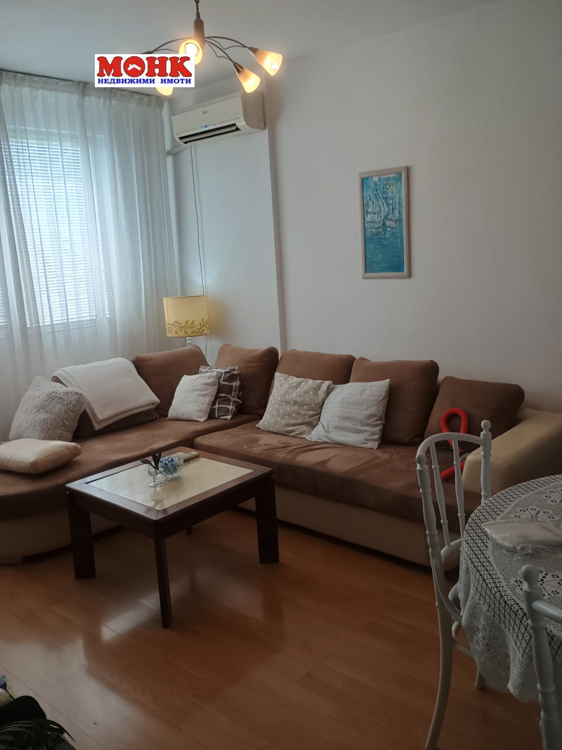 En venta  Estudio Ruse , Vazrazhdane , 40 metros cuadrados | 95227903