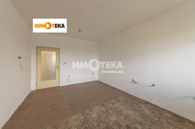 Продава 3-СТАЕН, гр. Варна, Възраждане 3, снимка 6 - Aпартаменти - 47351173