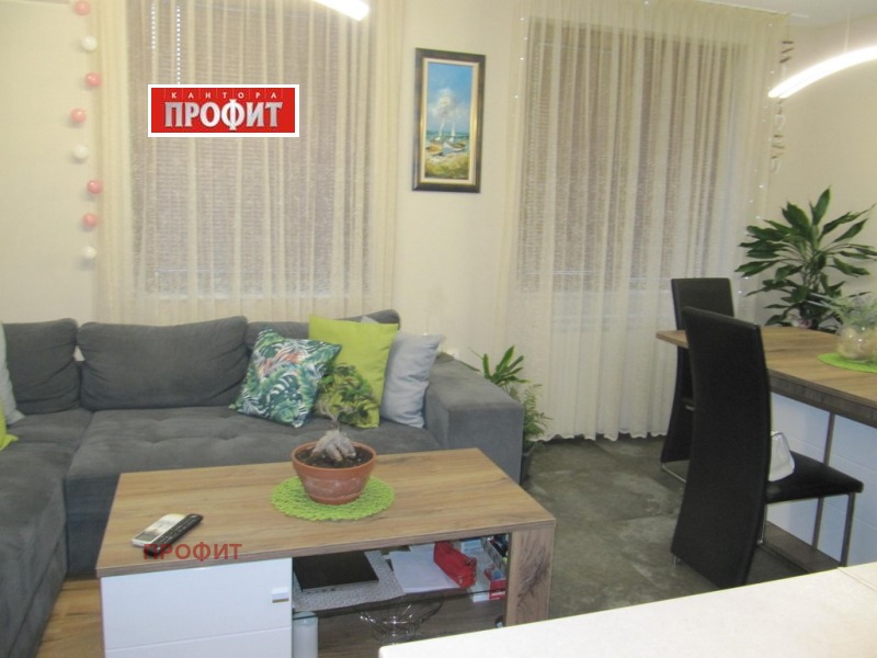 Myytävänä  2 makuuhuonetta Plovdiv , Ostromila , 115 neliömetriä | 67458355 - kuva [4]