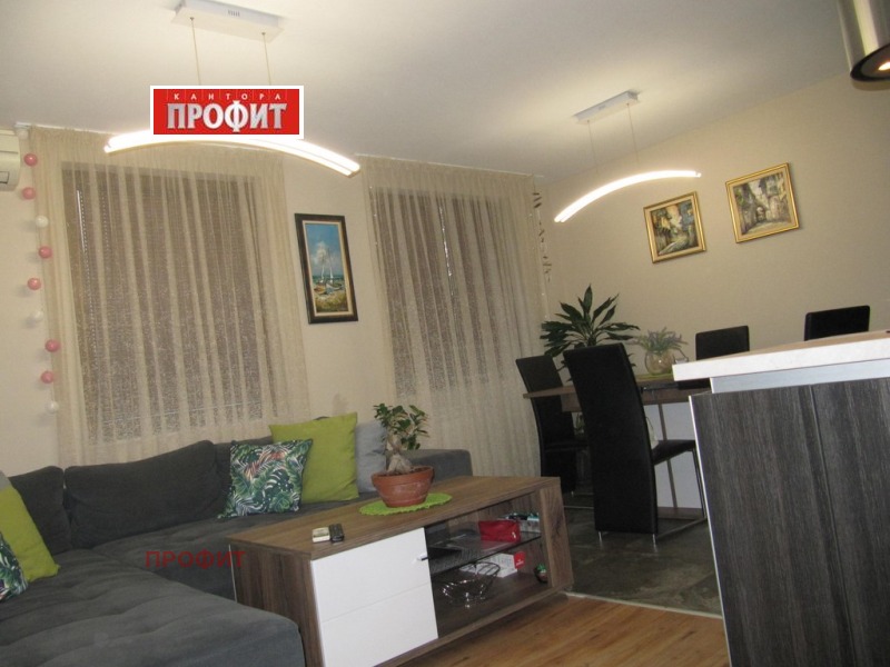 Myytävänä  2 makuuhuonetta Plovdiv , Ostromila , 115 neliömetriä | 67458355 - kuva [2]