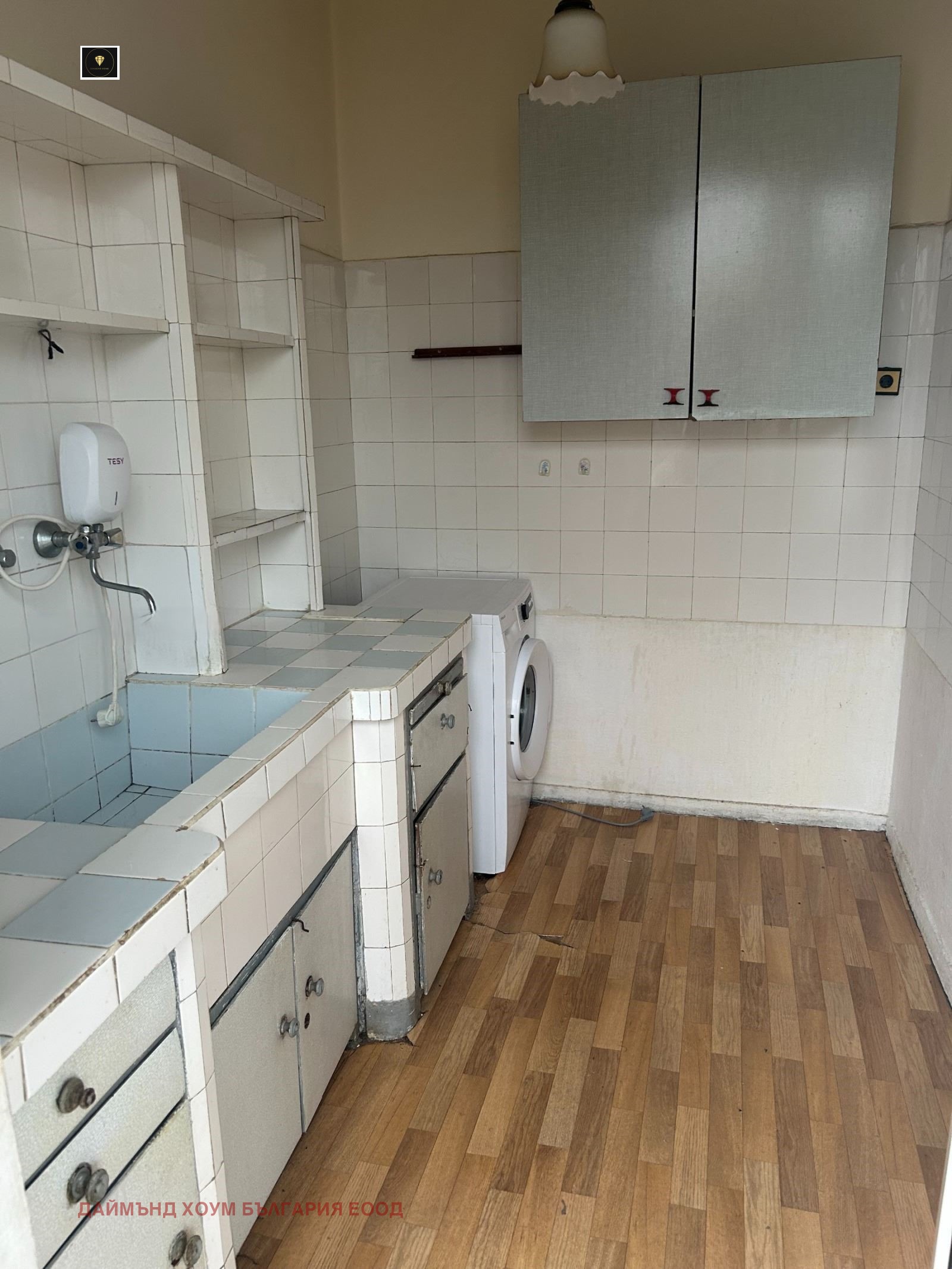 Продава ЕТАЖ ОТ КЪЩА, гр. Пловдив, Център, снимка 3 - Етаж от къща - 54835619