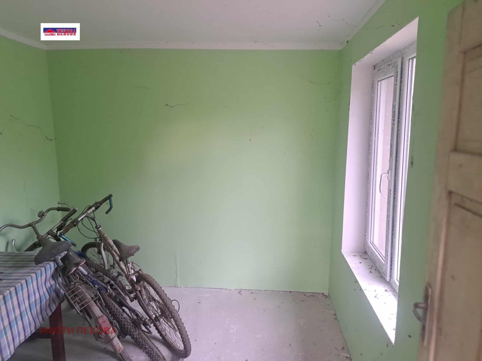 Продава КЪЩА, с. Иново, област Видин, снимка 2 - Къщи - 51961561