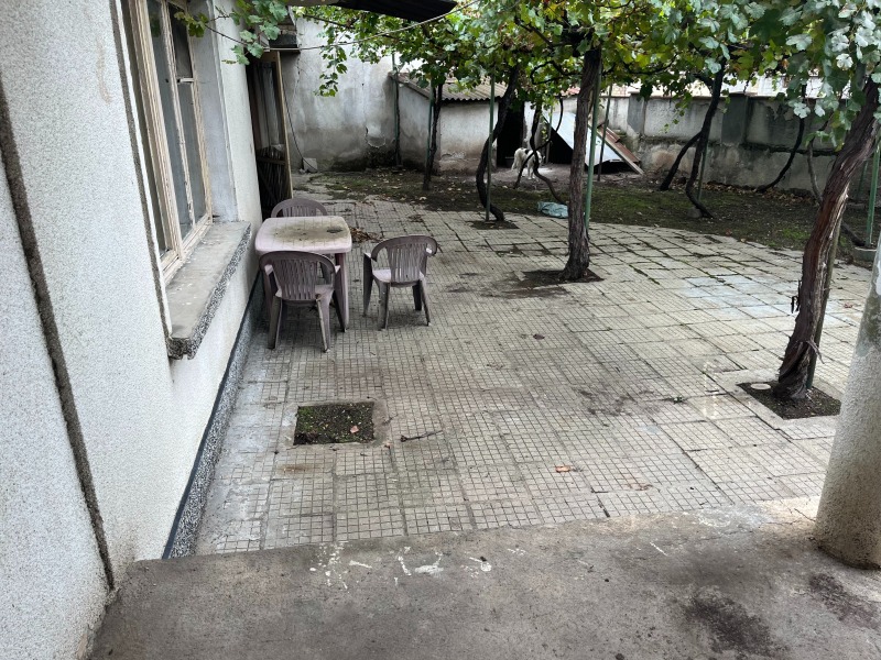 Продава КЪЩА в област Стара Загора, гр. Казанлък - 100 кв.м / 38 346.89 € » 75 000 лв., ЕС ДИ ЕН ЕСТЕЙТС ЕООД