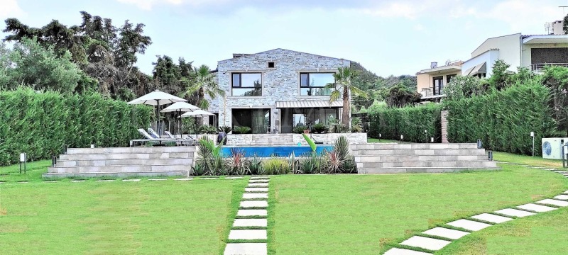 Продава ВИЛА в Гърция, Халкидики - 260 кв.м / 3 500 000 € » 6 845 405.00 лв., ЛУКСИММО ГЪРЦИЯ