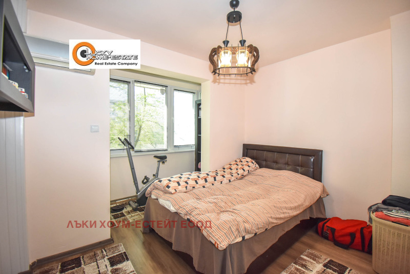 En venta  1 dormitorio Sofia , Lyulin 9 , 64 metros cuadrados | 27957702 - imagen [4]