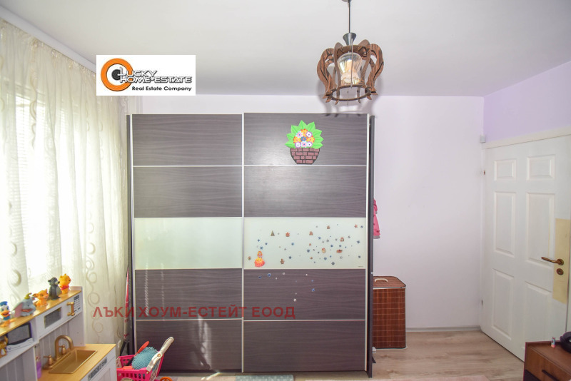 En venta  1 dormitorio Sofia , Lyulin 9 , 64 metros cuadrados | 27957702 - imagen [8]