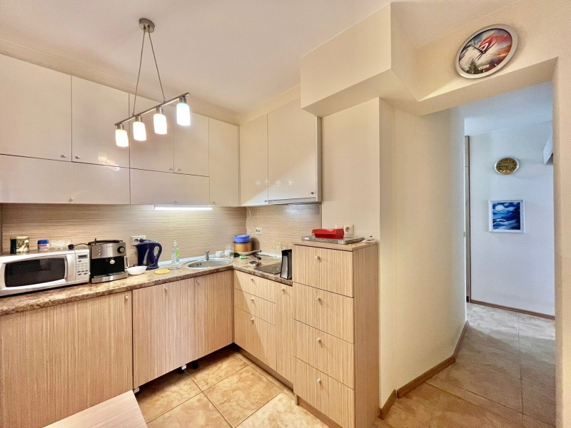 Продава  2-стаен област Бургас , с. Равда , 68 кв.м | 12750033