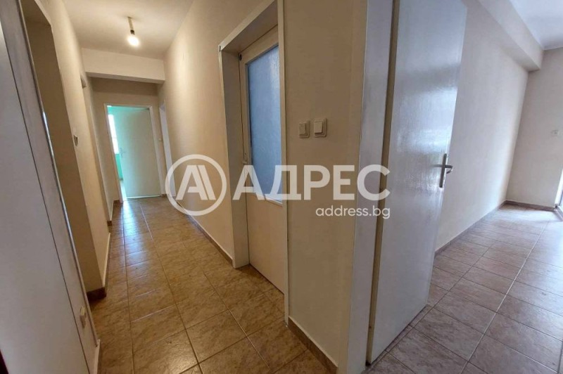 Na prodej  2 ložnice Sofia , Slatina , 113 m2 | 20660031 - obraz [8]