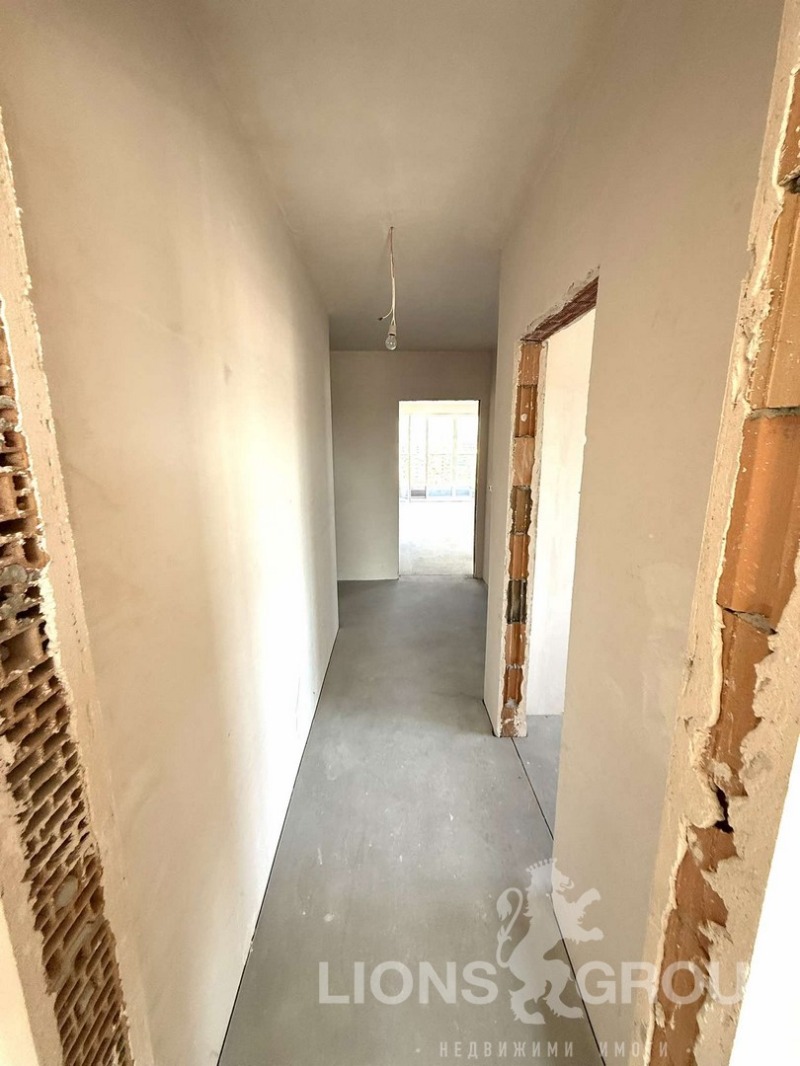 Продава  3-стаен град Варна , Възраждане 1 , 92 кв.м | 37126996 - изображение [4]