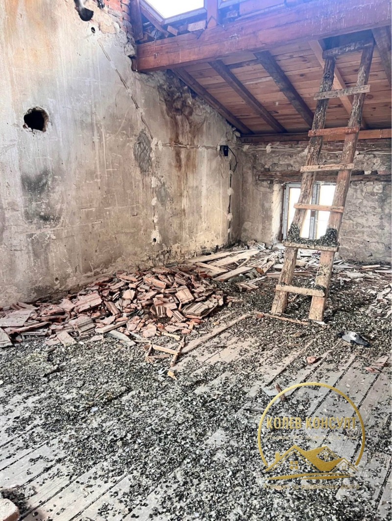 Продава ЕТАЖ ОТ КЪЩА, гр. Хасково, Център, снимка 7 - Етаж от къща - 52477599