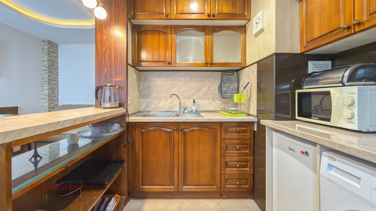 Продава 3-СТАЕН, гр. София, Хиподрума, снимка 2 - Апартаменти - 53870314