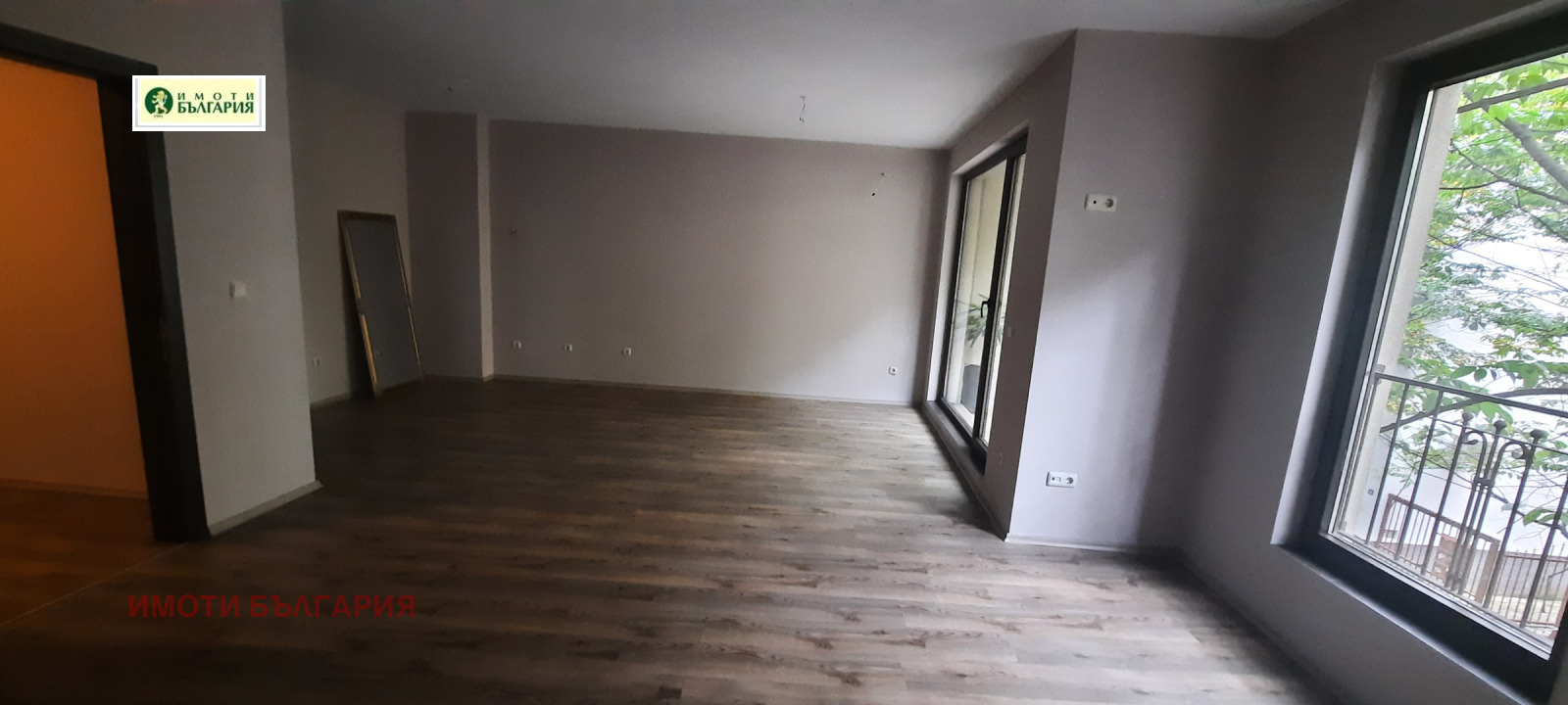 Продава ОФИС, гр. Варна, Център, снимка 2 - Офиси - 54975459