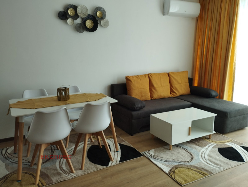 À venda  1 quarto Plovdiv , Sadiiski , 68 m² | 87161256