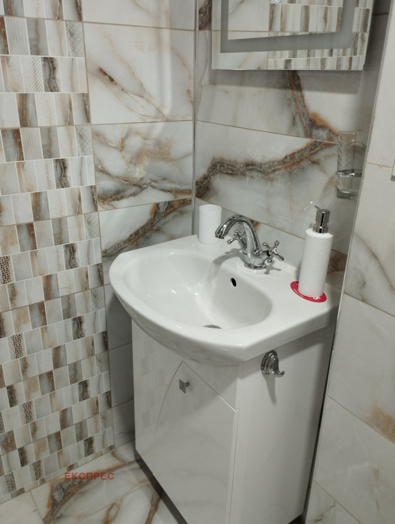 De vânzare  1 dormitor Plovdiv , Sâdiisci , 68 mp | 87161256 - imagine [14]