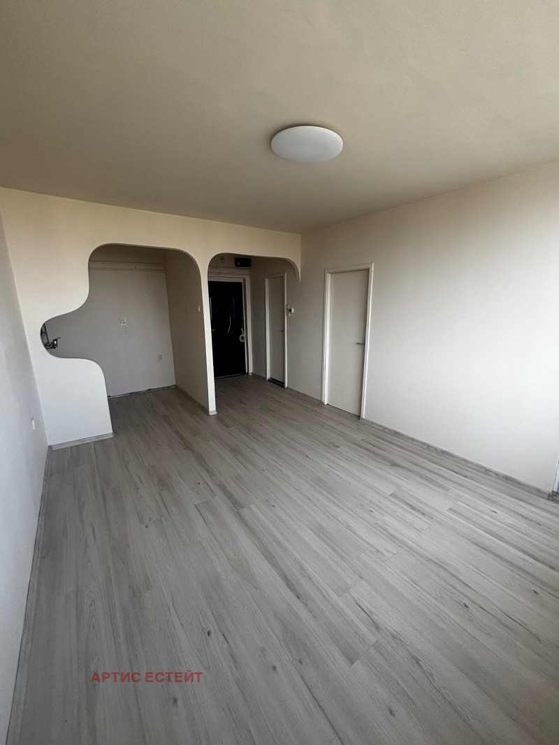 На продаж  1 спальня Пловдив , Тракия , 43 кв.м | 53606196